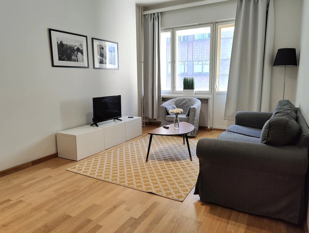 Kotimaailma Aparthotel Kamppi 1BR with balcony