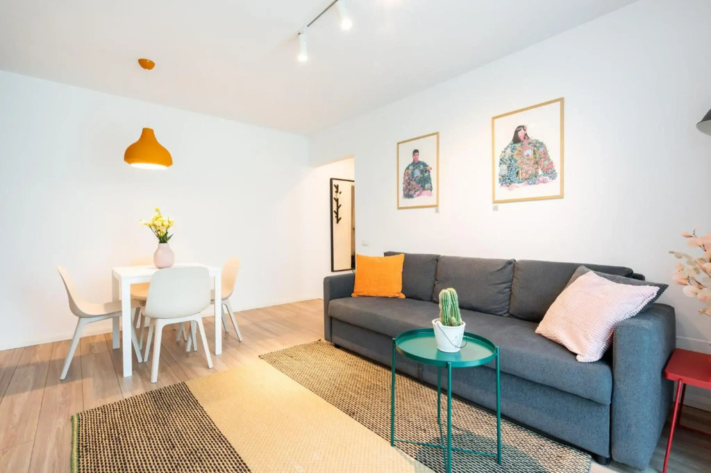 Spacious 2 Bdr Flat in the Old Town