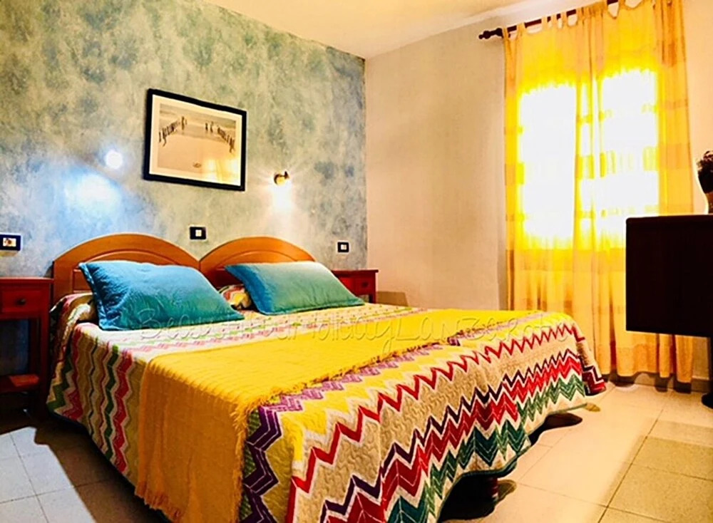 Apartment Bellissima 200m from the Ocean with pool, Wifi Sat-tv