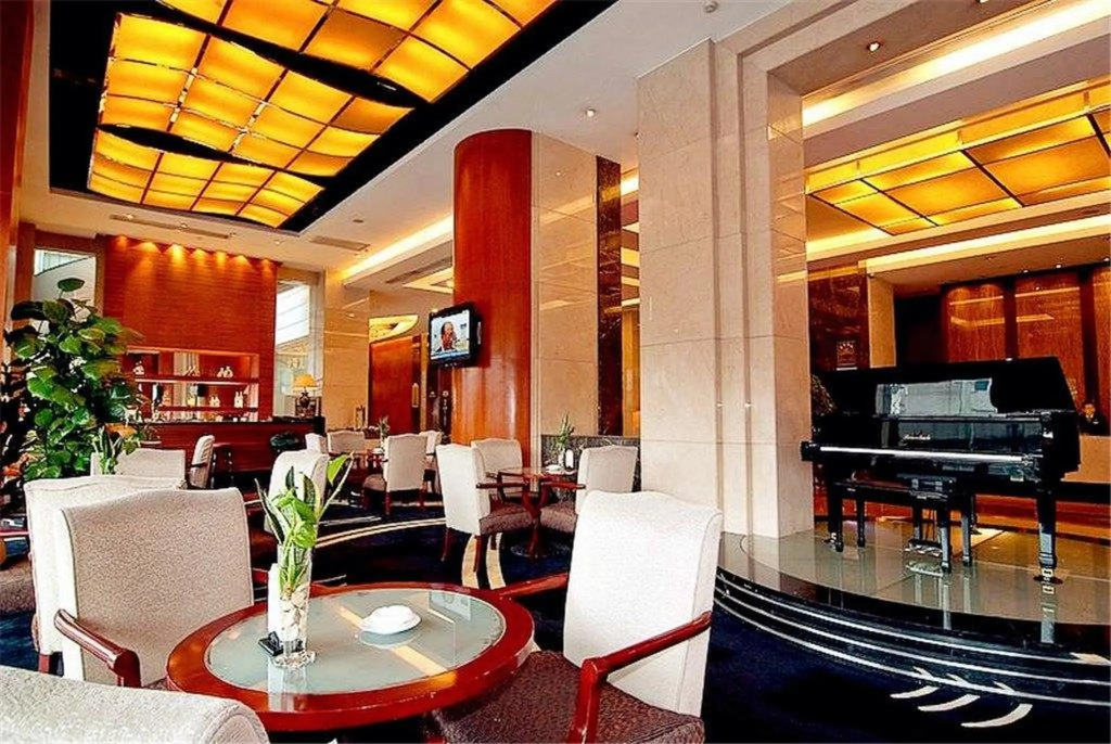 Metropolitan Hotel