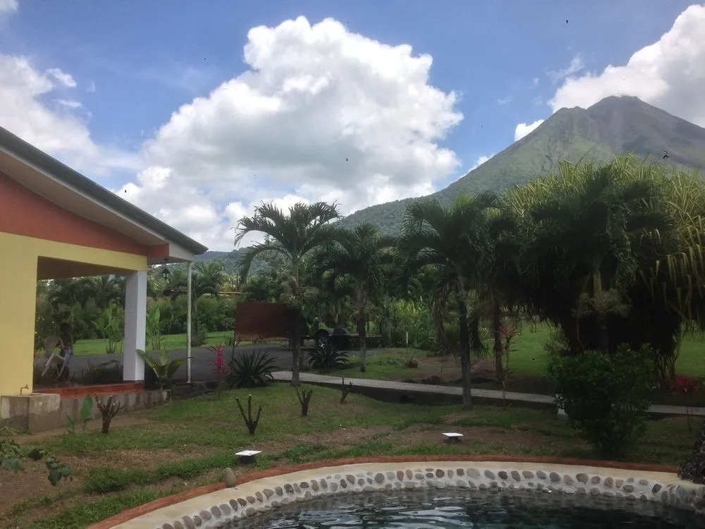 Sueno Dorado Hot Springs Hotel