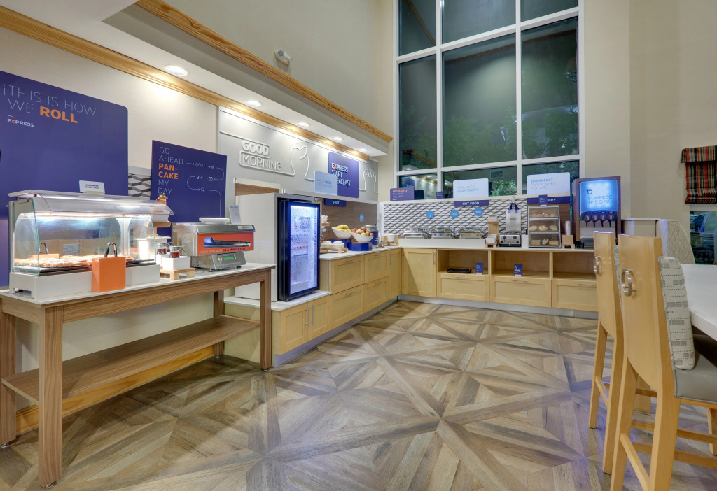 Holiday Inn Express & Suites San Antonio - Brooks City Base by IHG