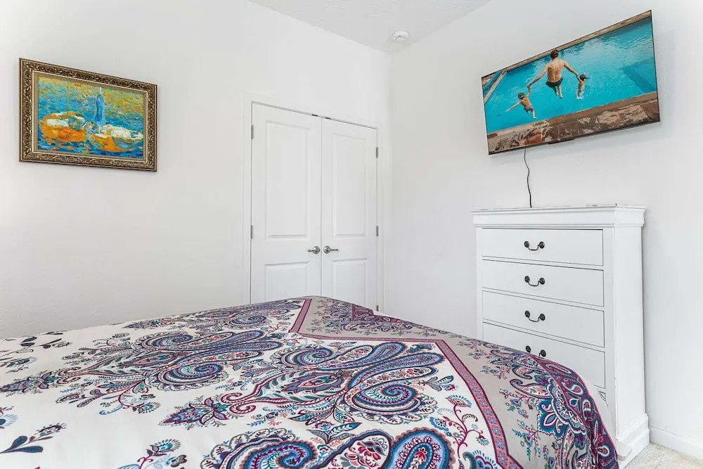 Lakeview Home Sleeps 25