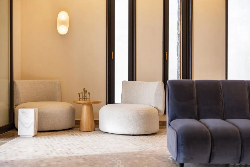Santo Mine Oia Suites