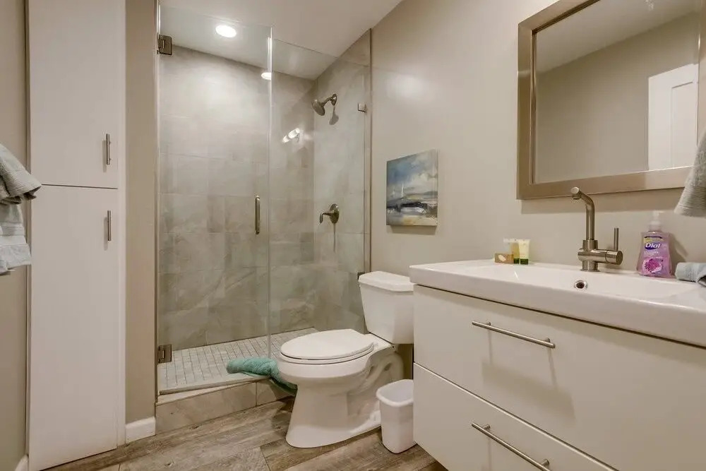 Beachside Getaway III 5 Bedrooms 4 Bathrooms Home