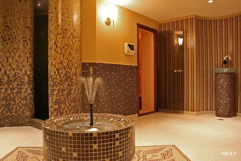 Danube Hotel & Spa