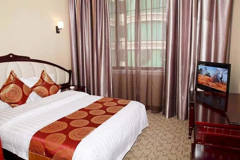 Rongfu Hotel