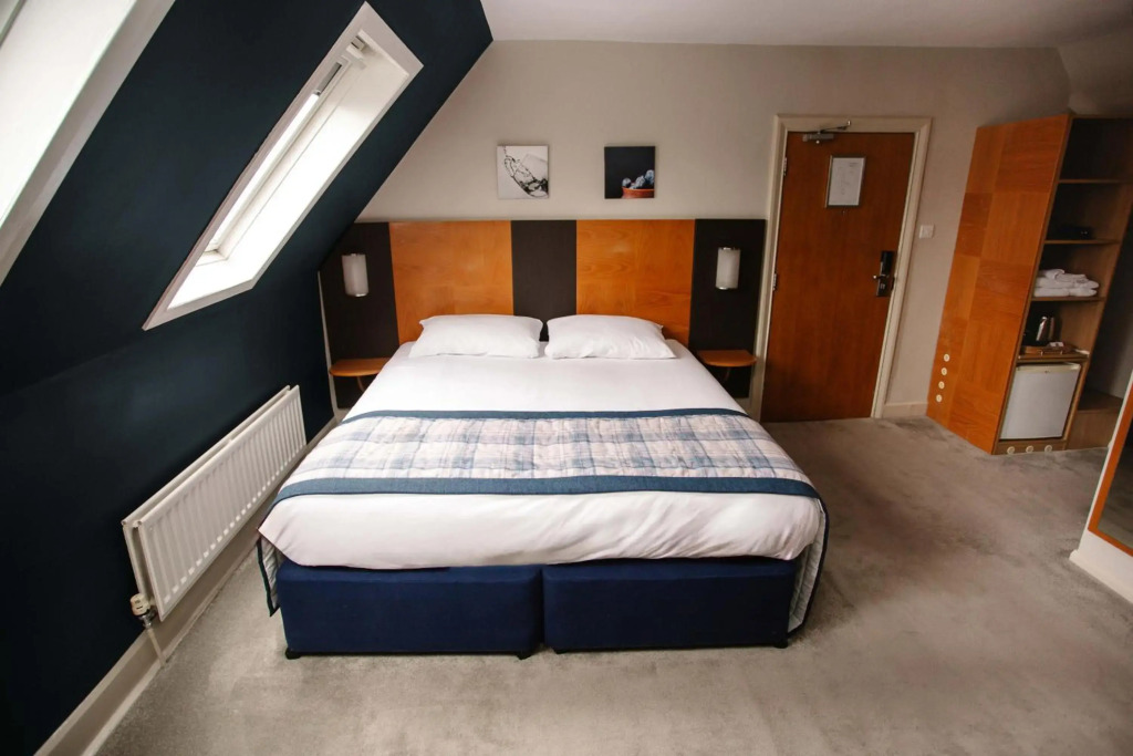 The Corner House Hotel