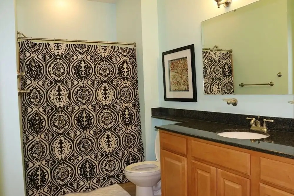 Indies 608 Condo