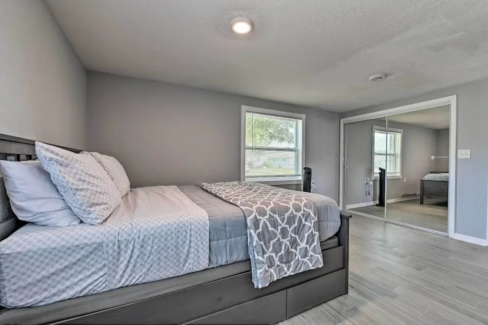Renovated Port Richey Oasis w/ Lanai + Grill!