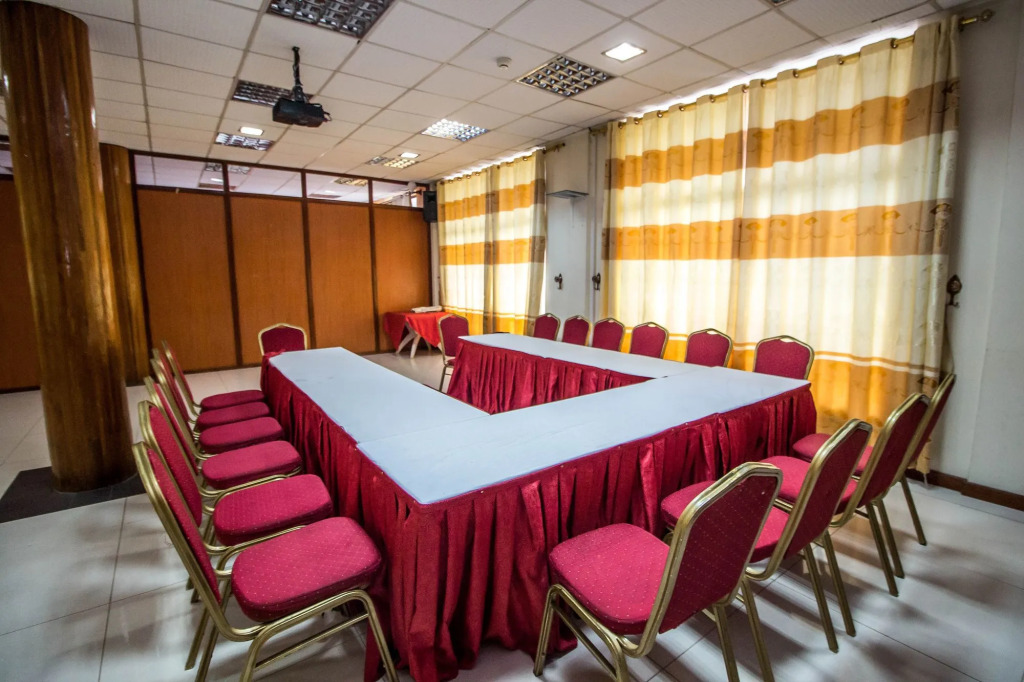 Sir Jose Hotel