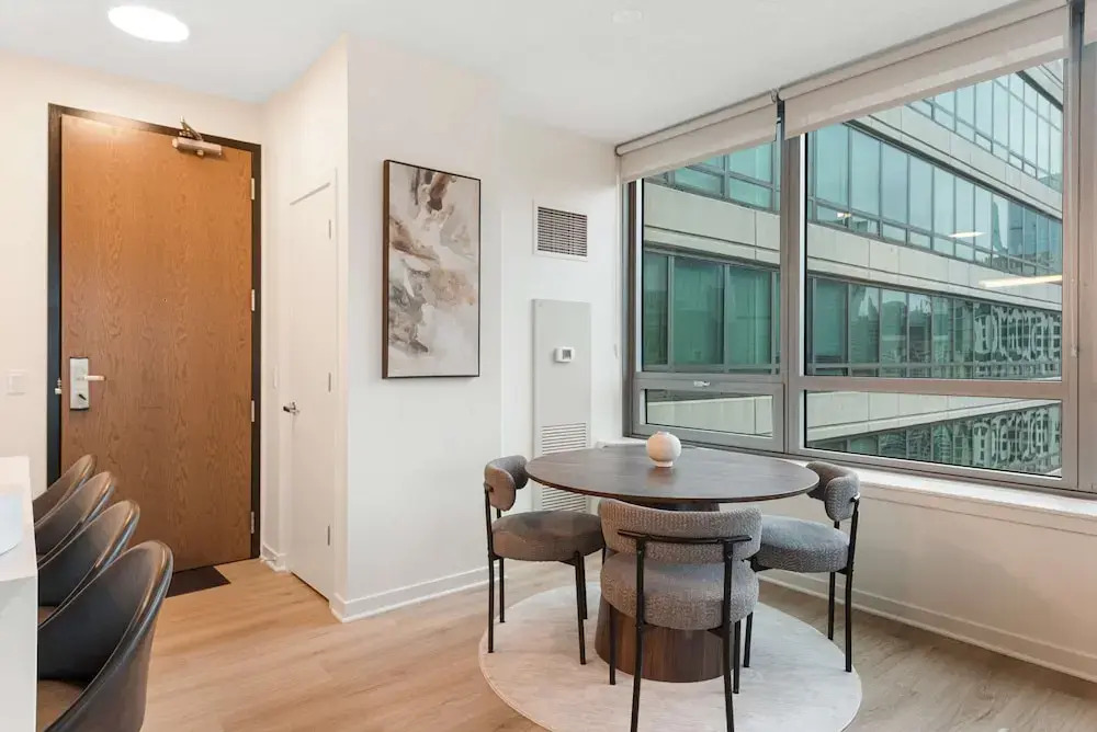 Fulton Group Stay 2 Apartments Skyline Views