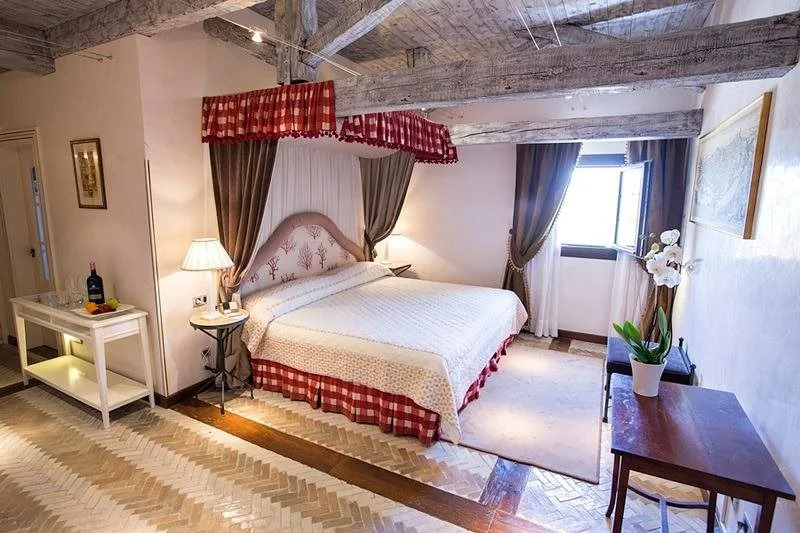Hotel Pago De Cirsus