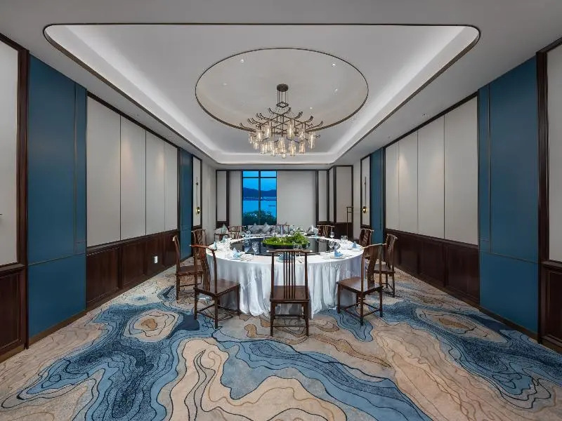 Jinzhou Blossom Hotel