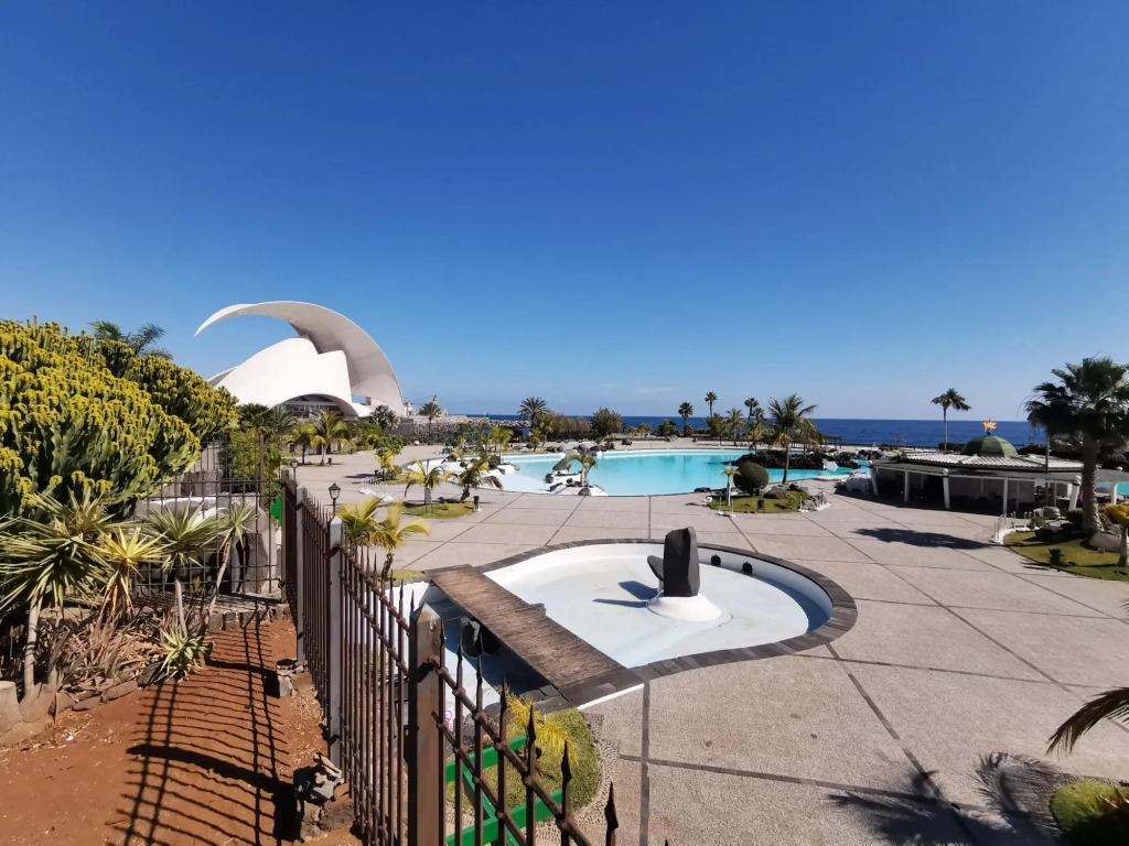 Home2Book Cozy Apartment Santa Cruz Center, Wifi