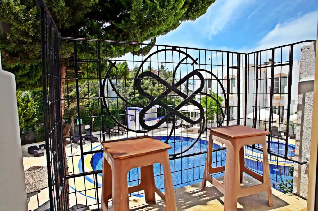 Serpina Hotel