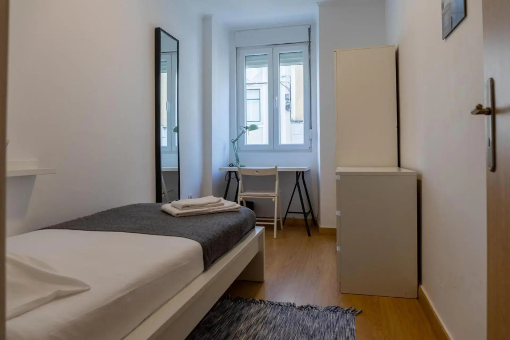 Entrecampos - Family apartment with Terrace