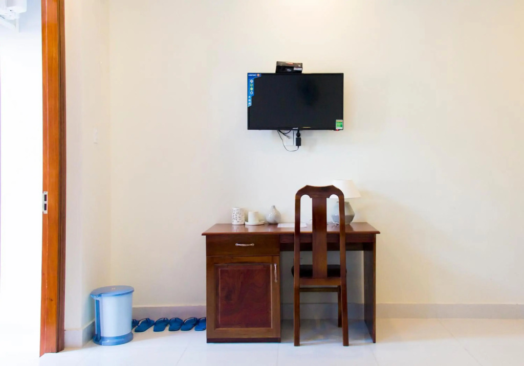 Nha nghi Linh Quan