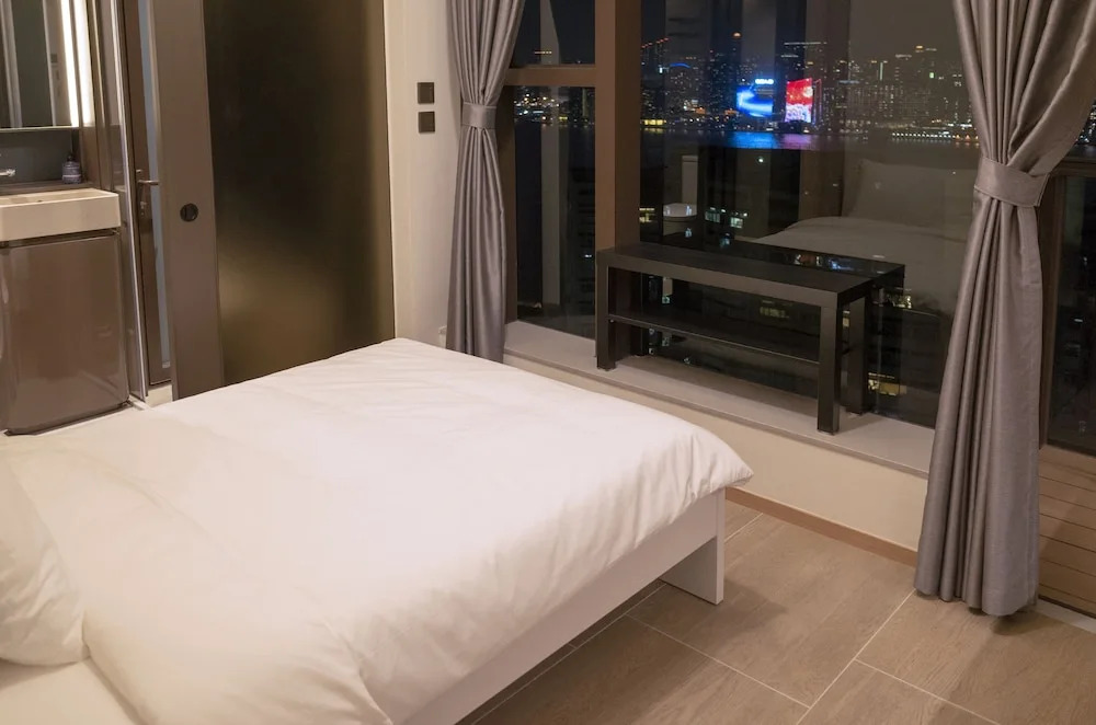 North Point Residences