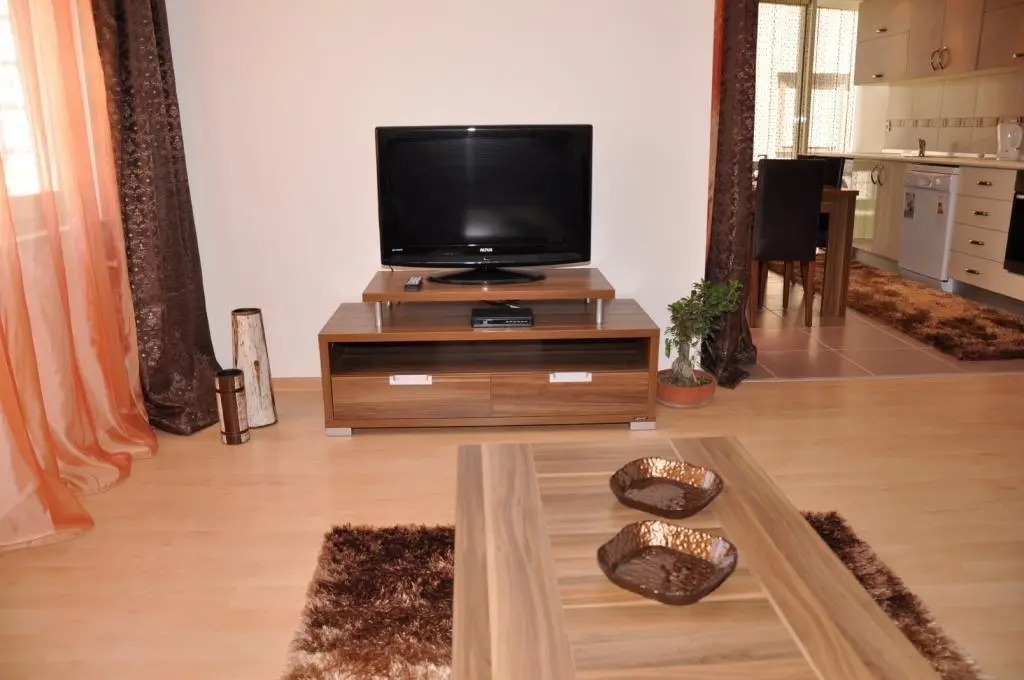 Roza Apartments