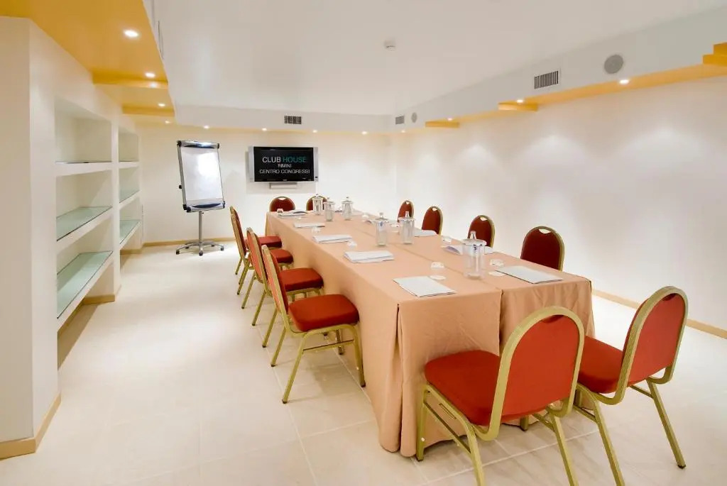 Club House Hotel