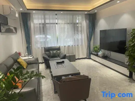 Zengcheng Baishuizhai Sanying Meijing Jiayuan Swimming Pool Villa