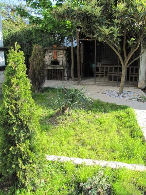 The House Apartments & Guest Rooms