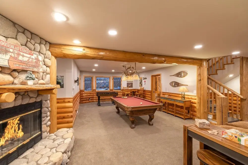 38 - Cooper's Hideaway 5 Bedroom Home by Redawning