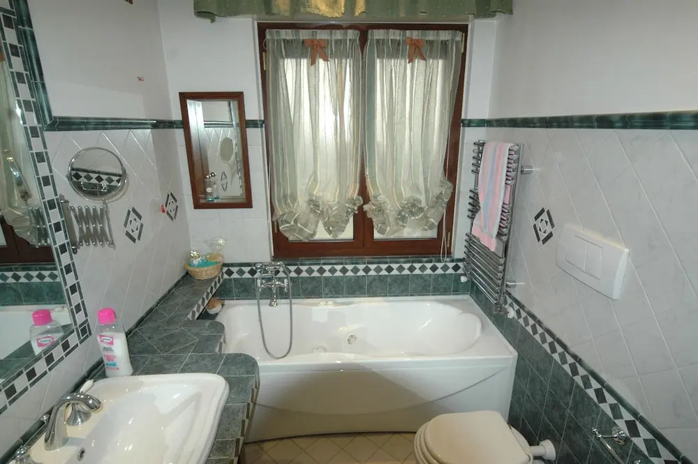Roma Chic House - Luxury House 4 People - With 2 Bedrooms 2 Bathrooms