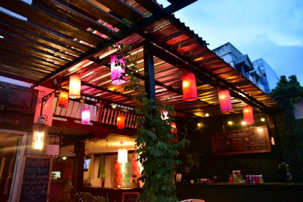 Paapu House