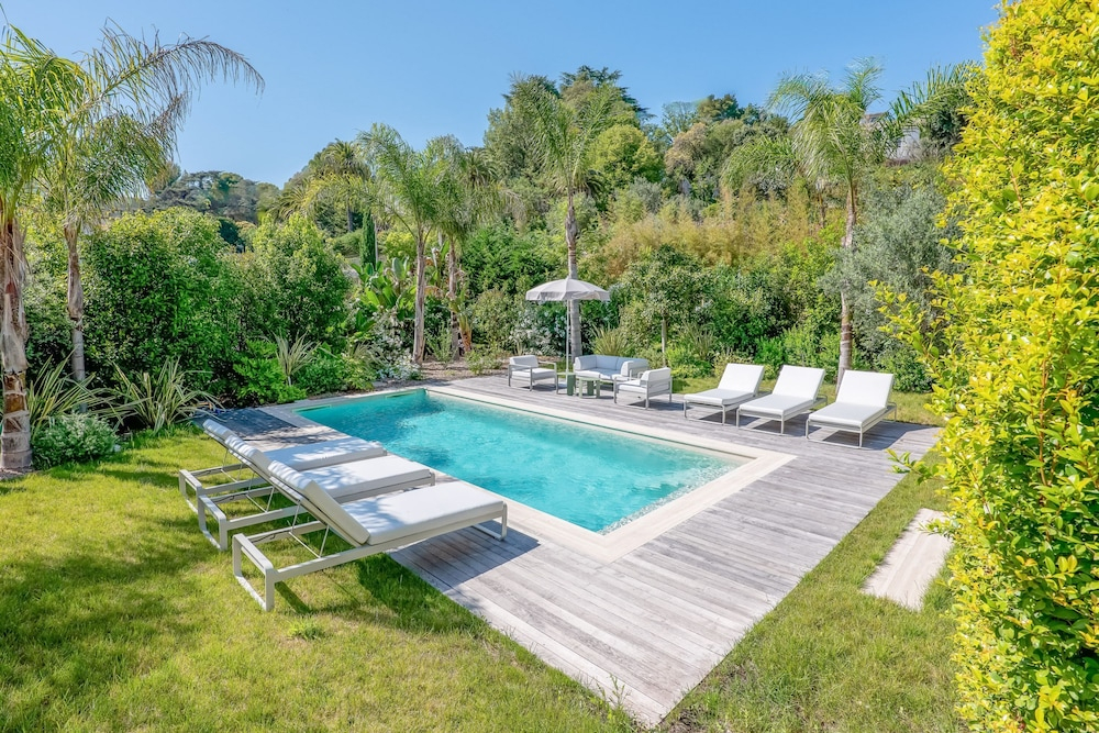 002 Villa Camille