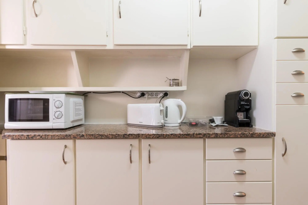 3 Bedroom Apt. with Grand Terrace