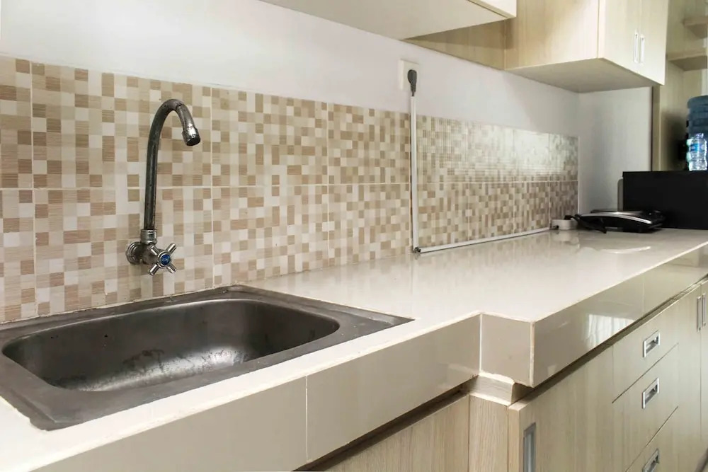 Cozy And Spacious Studio At The Enviro Apartment