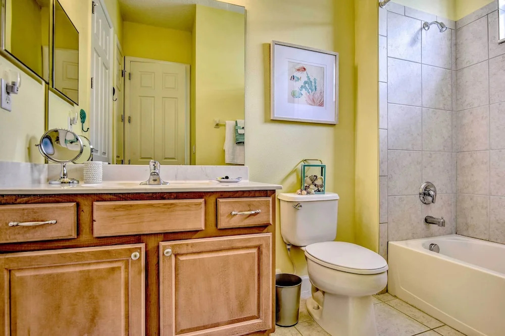Beautiful Reunion Resort Home < 15 Min to Disney!