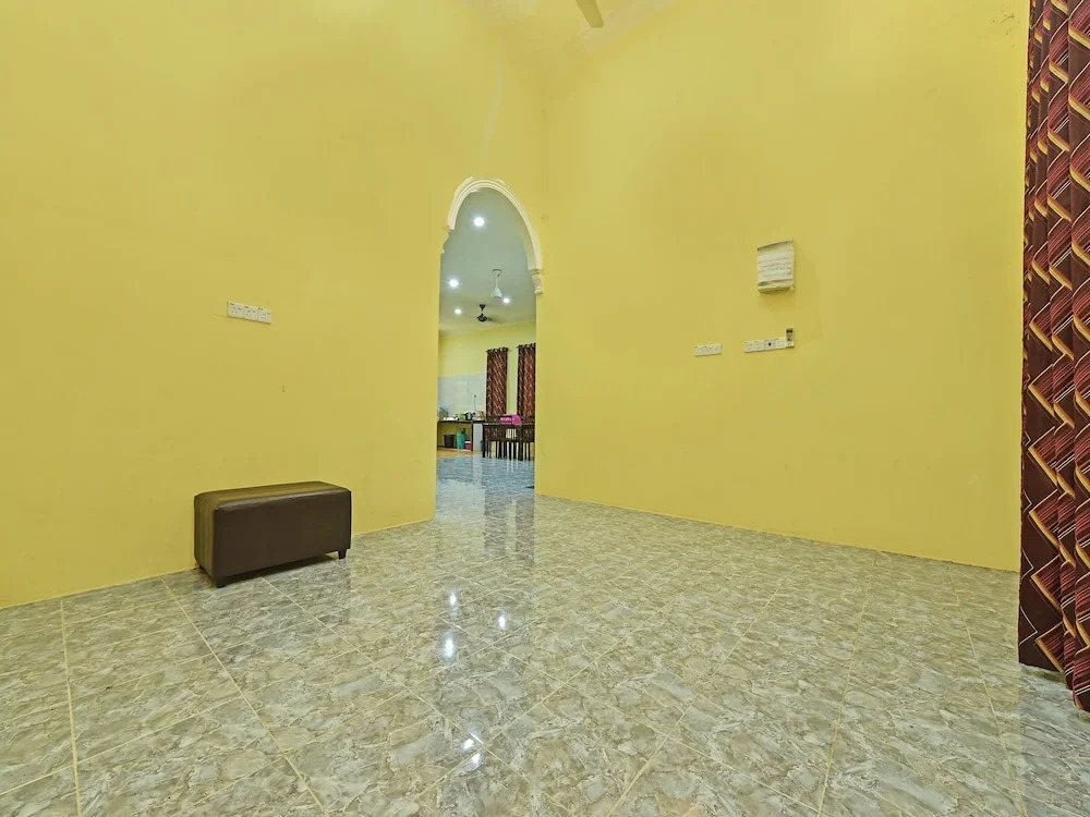 OYO Home 90607 Casaria Besut
