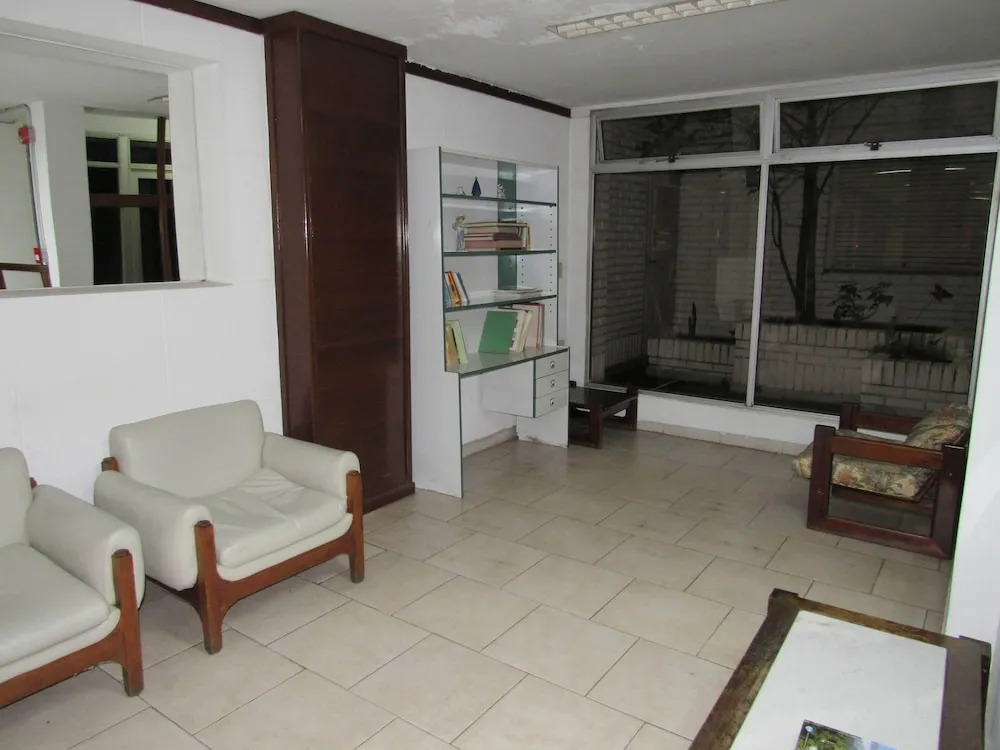 Camino Real Hotel