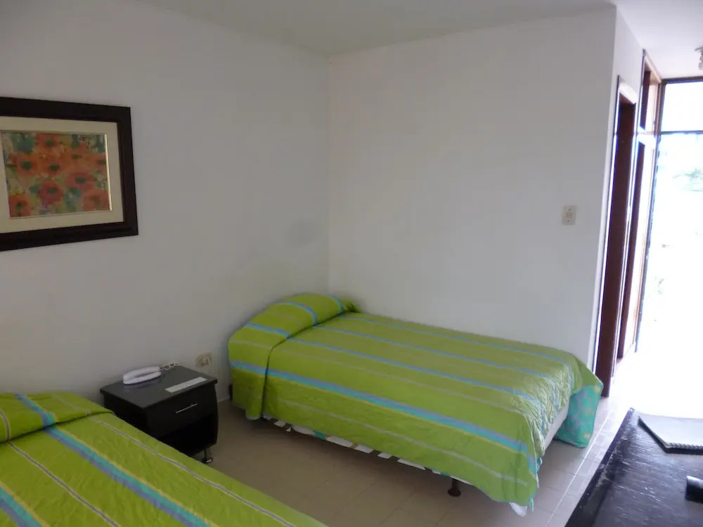 Hotel Luna Roja del Llano