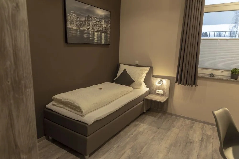 Mey Hotel