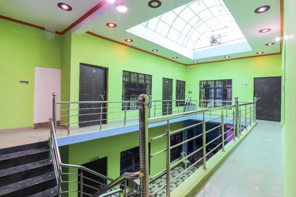 Vedanta Rass Residency by OYO Rooms