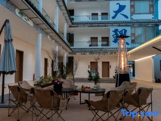 Dali Wuyifengsheng Courtyard Homestay (Ancient Town Erhai Store)