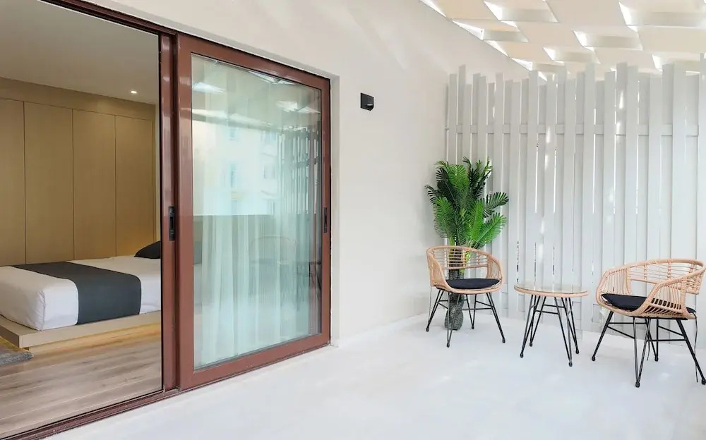 CCLUX Suites - Piraeus Port Hub & Express Check-in