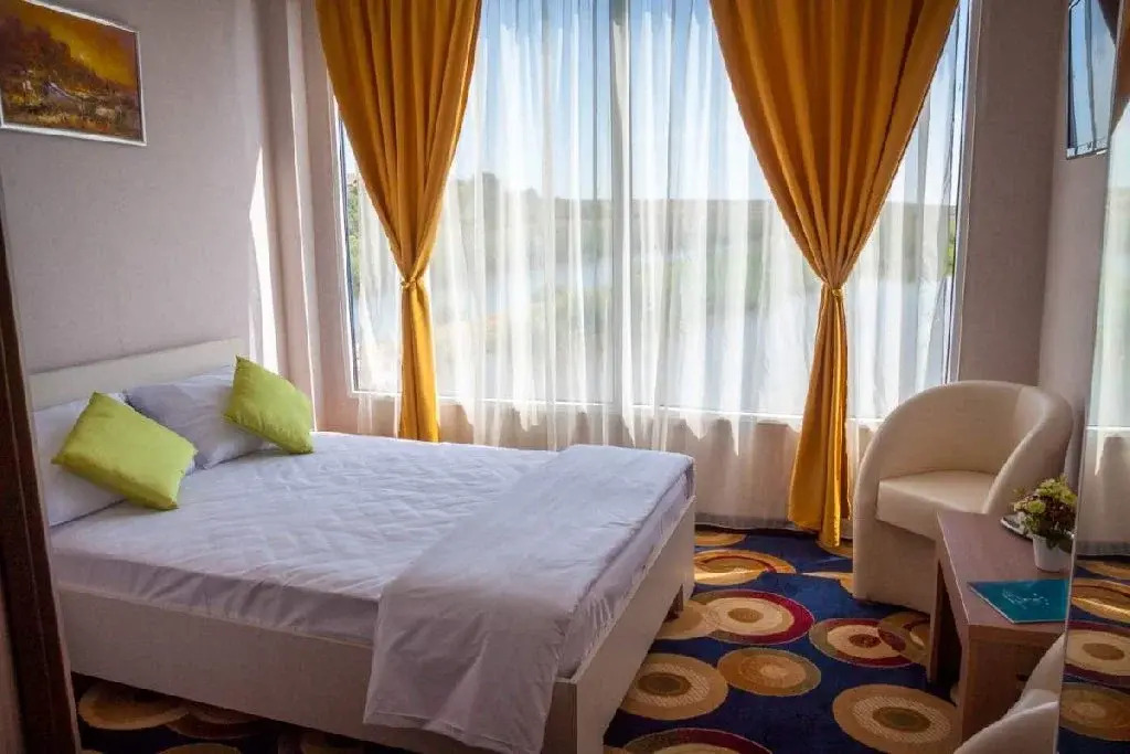 Bella Marina Hotel Plutitor cm