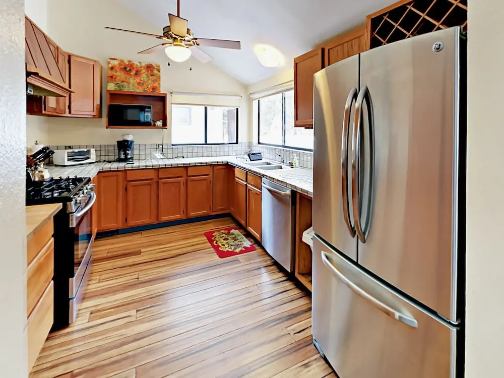 1144 Martin Ave Home 2 Bedrooms 2 Bathrooms Home