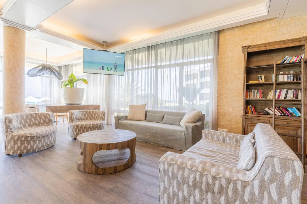 Vila Baleira Suites