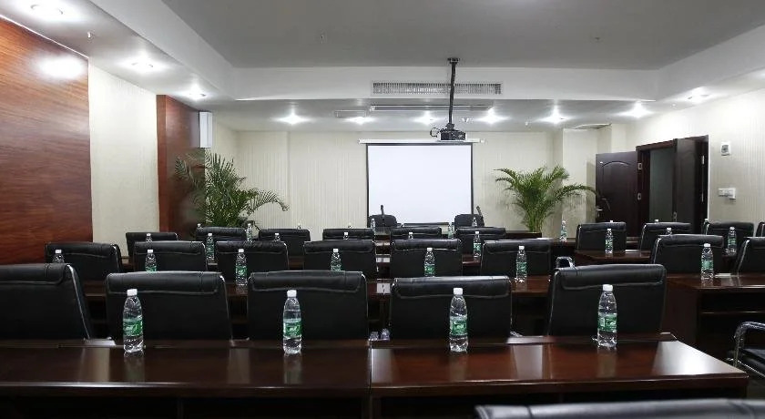 Guangzhou Yifa Business Hotel