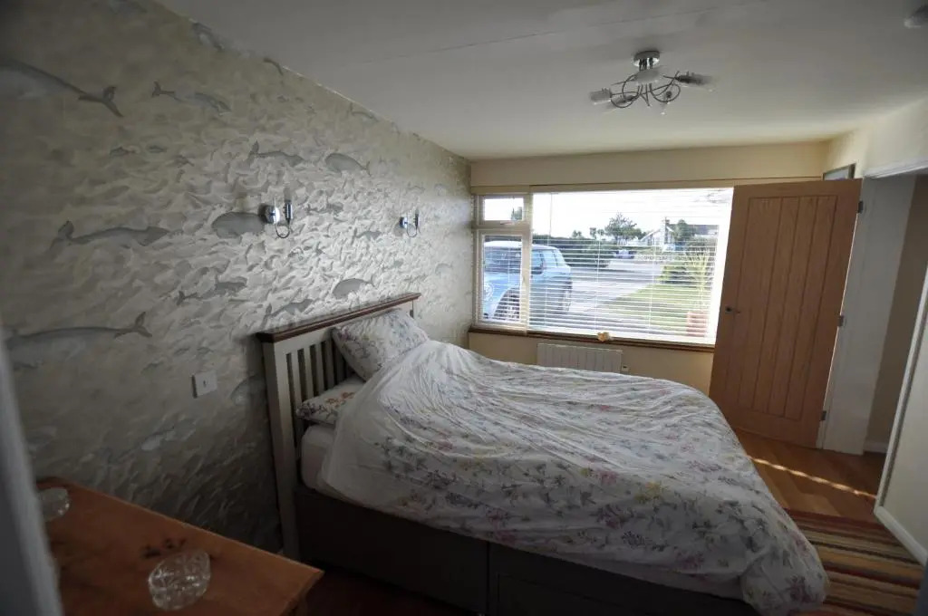 Beautiful coastal bungalow, Sennen, Porthcurno,sea