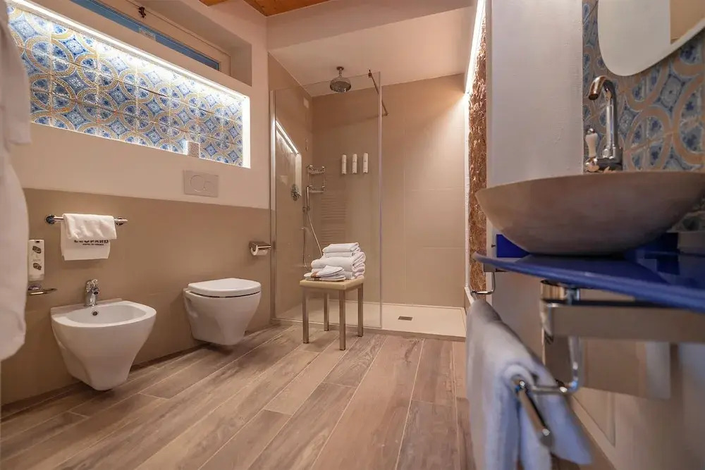 Hotel Villa Leopardi 4S