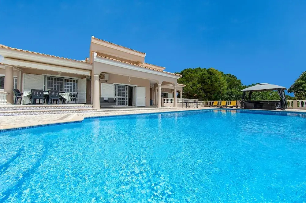 Villa Paloma - tranquilidade com piscina aquecível e BBQ - Albufeira