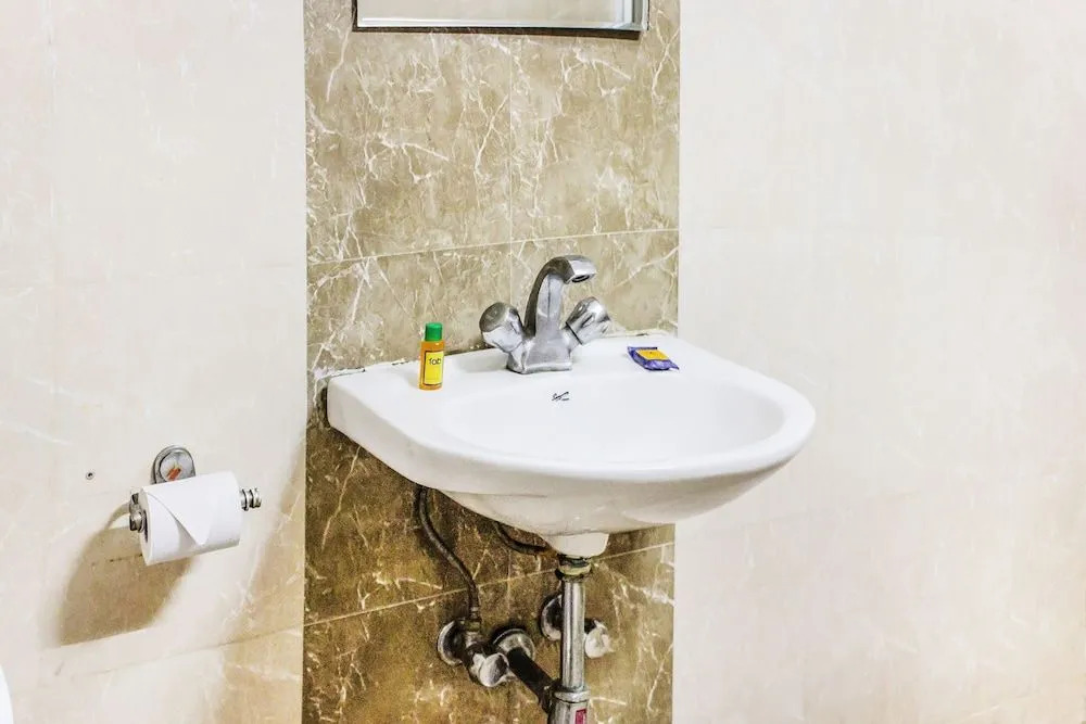 FabHotel Hillstone Banjara Hills