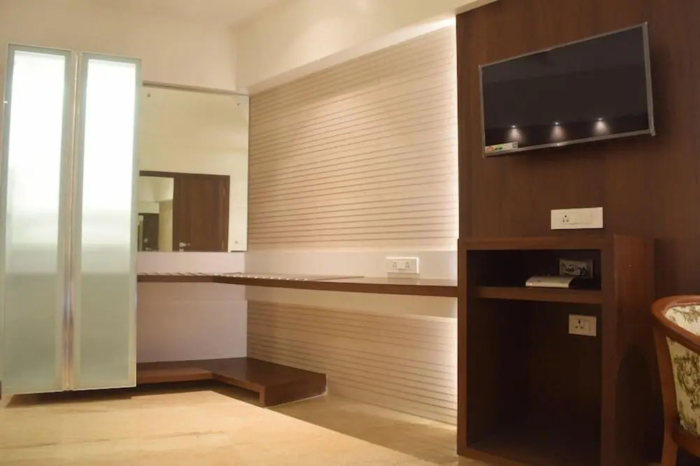 South Coast Hotel Wagle Estate Thane